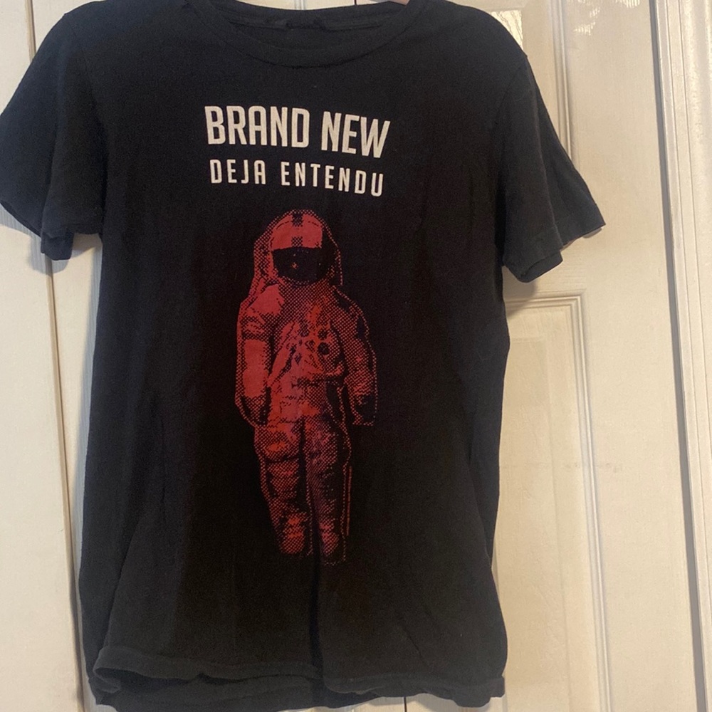 Brand new deja entendu band tee